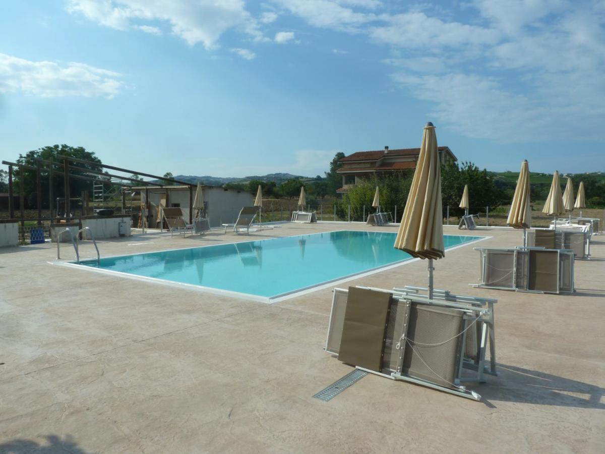 B&B Gli Orti Collecorvino Buitenkant foto