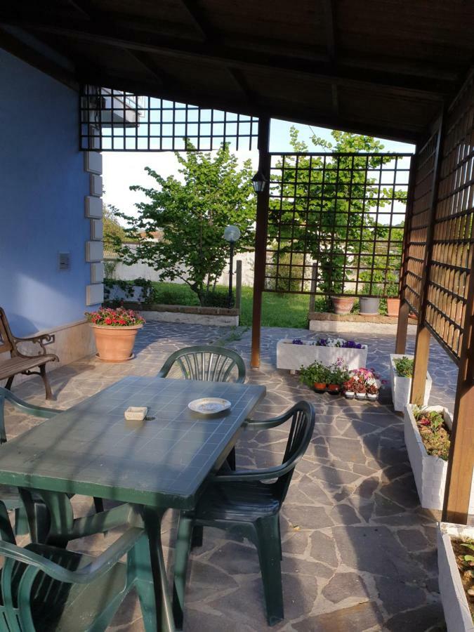 B&B Gli Orti Collecorvino Buitenkant foto